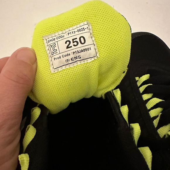 Brand new black and lime green running shoes size 250/8.5US shoes - Picture 5 of 6